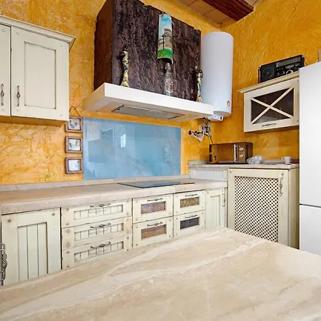 Indie Villa